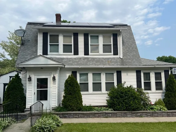 10 Doris St, Worcester, MA 01606