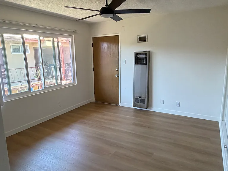 3570 Jasmine Ave #7 — Photo 7