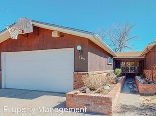 1228 Espejo St NE, Albuquerque, NM 87112