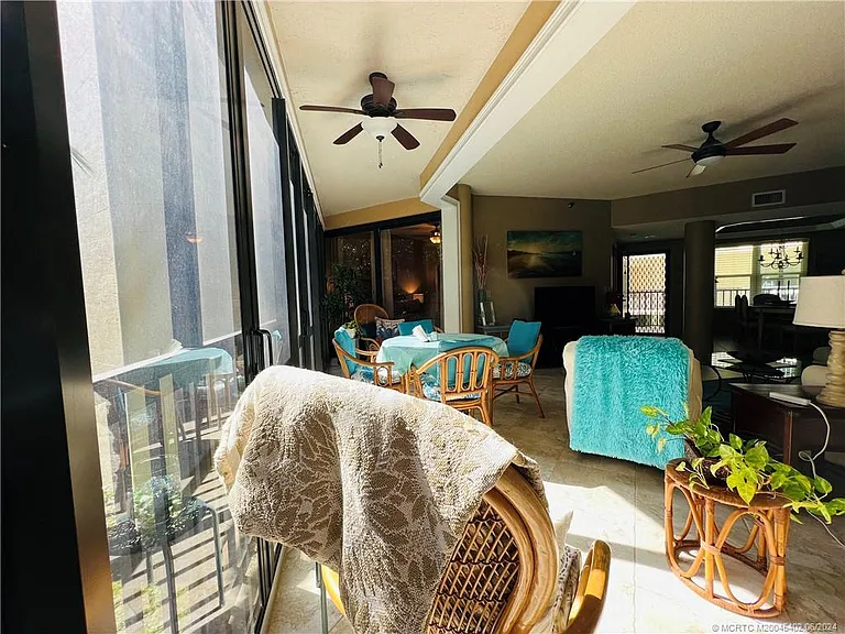 221 NE Plantation Rd #215 — Photo 23
