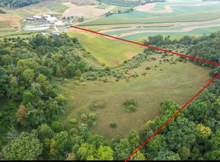 S10902 Schweppe Rd, Spring Green, WI 53588