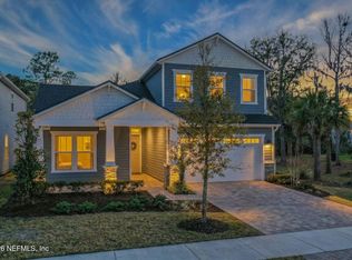20 OAKMOSS Drive, St. Johns, FL 32259