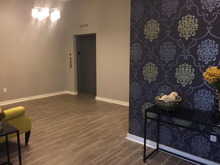 622 N 2nd St #203 — Photo 8