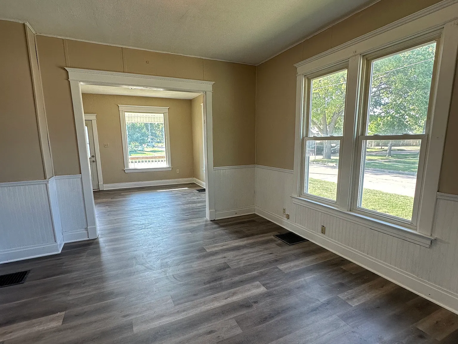 272 N Logan St — Photo 3