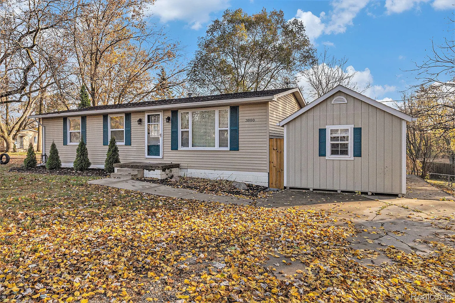 3800 Grandview photo 1
