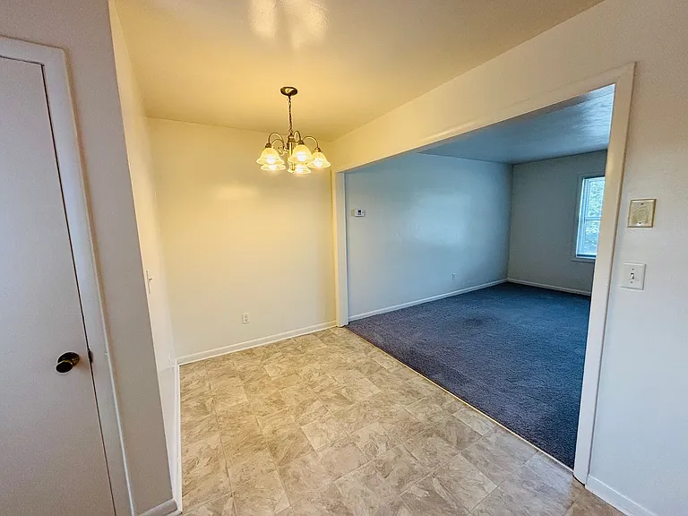1407 Toms Creek Rd #7 — Photo 8