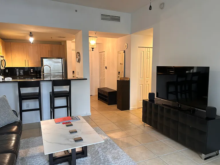 511 SE 5th Ave #620 — Photo 26