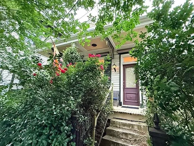 728 Foucher St — Photo 1
