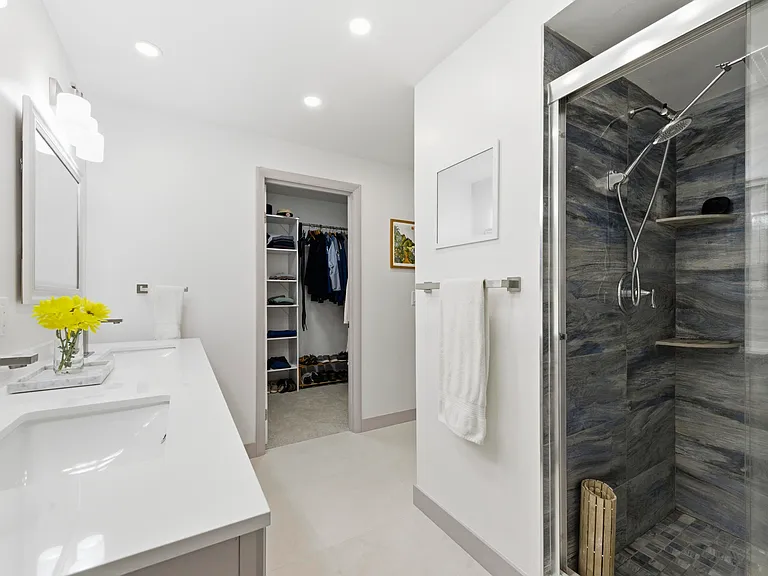 137 Brackenwood Rd — Photo 23