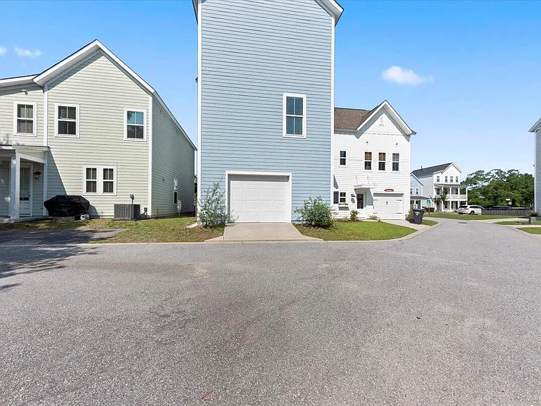 1678 Indy Dr — Photo 27