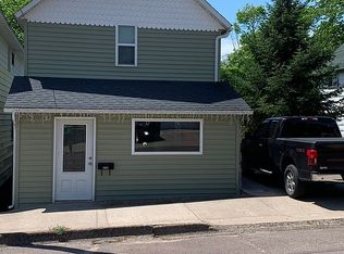 1022 Summit St, Hancock, MI 49930