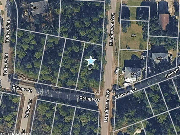 400 Orange St #20, Pass Christian, MS 39571