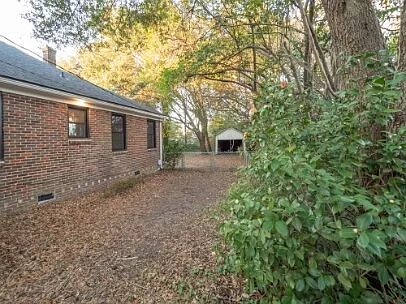 3 bed, 2.0 bath, 1875 sqft, $1,825 — Photo 4