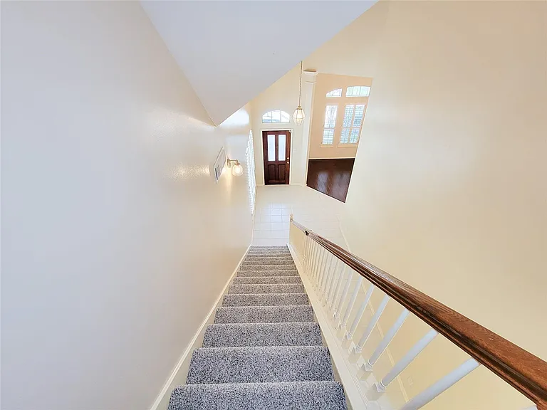 4106 Creek Ridge Ln — Photo 33