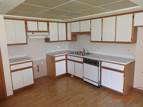 4th image of 15723 Old Orchard Ct Unit 2N