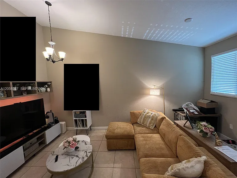 1535 SE 26th St #200 — Photo 9