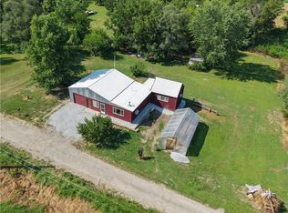 402 N 2nd Ave, Laredo, MO 64652