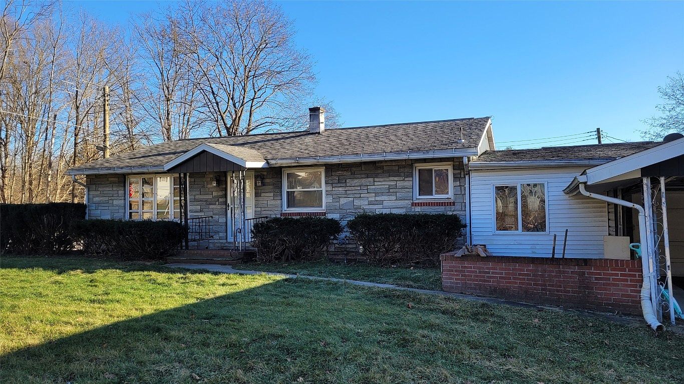 9076 State Route 17c, Endicott, NY 13760 | Zillow
