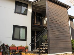 14095 SW Walker Rd APT 23, Beaverton, OR 97005