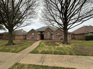 906 Sycamore Creek Rd, Allen, TX 75002