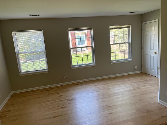 2nd image of 1303 Wyndham Dr