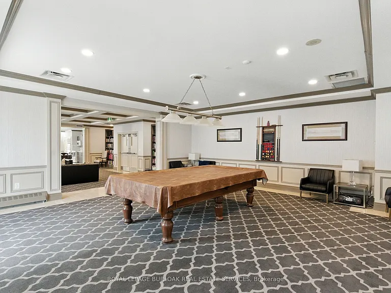 442 Maple Ave #7 — Photo 40