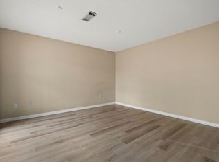 2401 S 50th St APT B4, Fort Smith, AR 72903