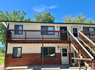 2 bed, 1.0 bath, 969 sqft, $1,300, Cheyenne, WY 82009
