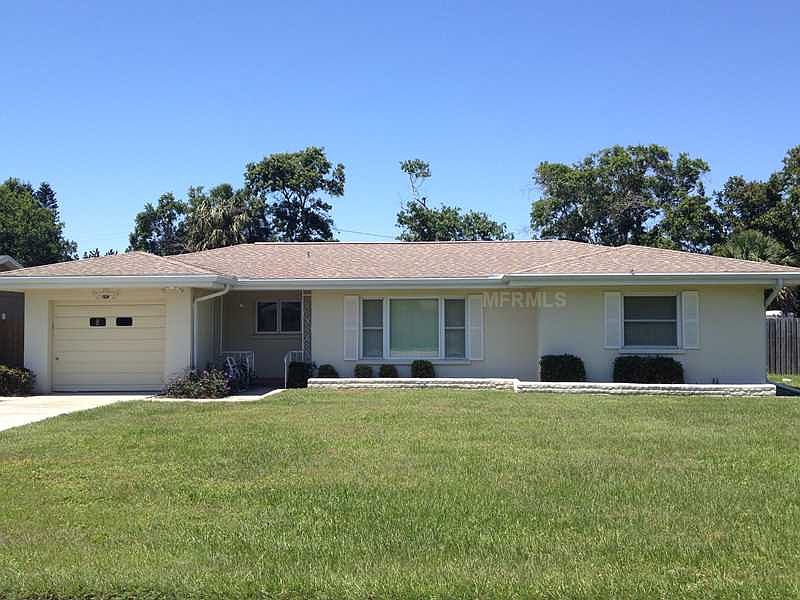 1st image of 1524 Seabreeze St