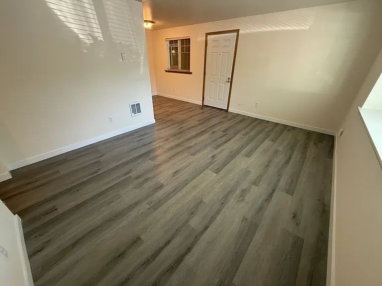 The Terrace Apartments — Photo 8