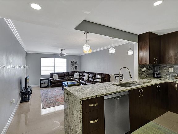 2nd image of 4314 NW 9th Ave APT 3-3D