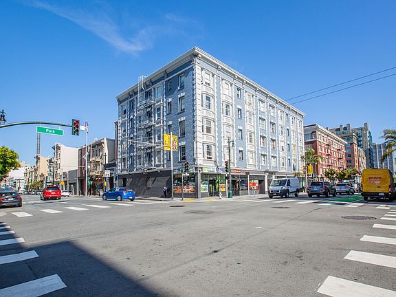 4th image of 1030-1042 Polk St #207