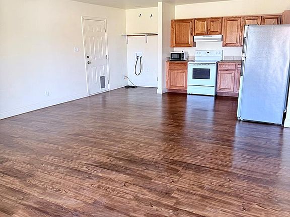 3rd image of 2505 Alamesa Dr