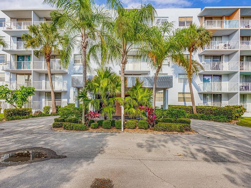1st image of 480 Executive Center Dr APT 2G