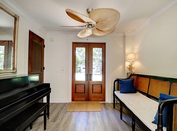 5th image of 103 Demere Oaks Cir