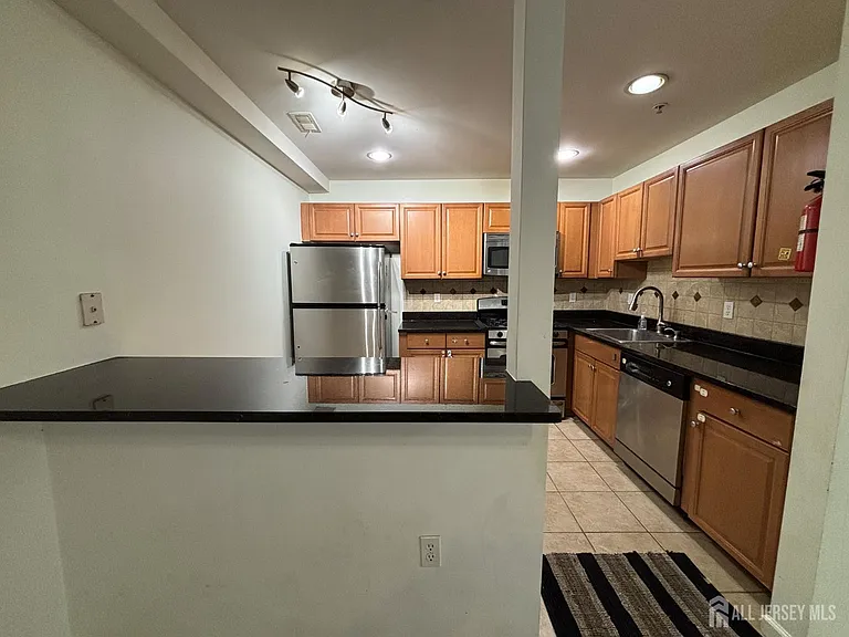 116 Chariot Ct #116 — Photo 4