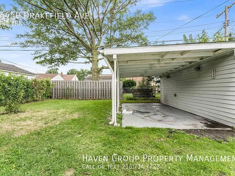26450 Drakefield Ave — Photo 22