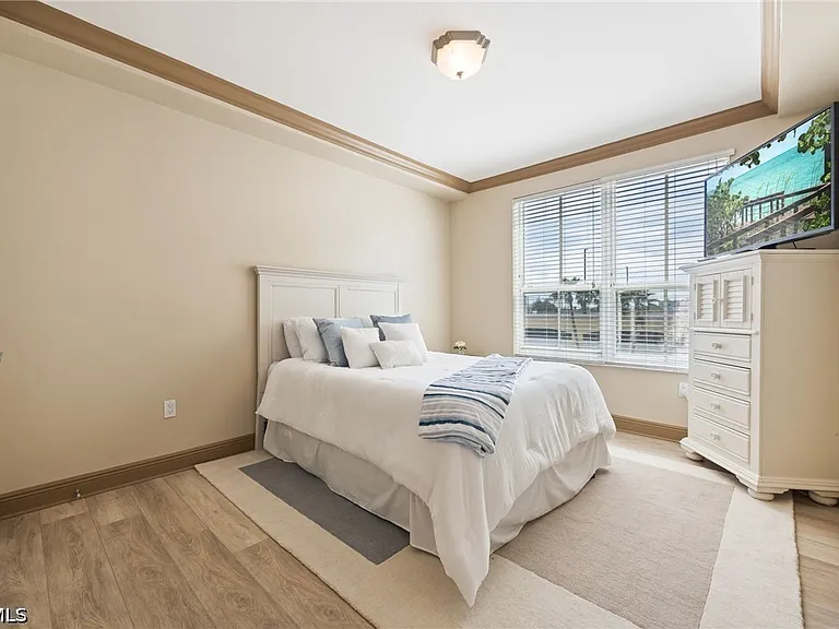 2825 Palm Beach Blvd #401 — Photo 34