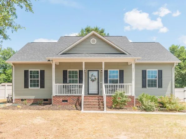 314 Cato Heights Rd, Pageland, SC 29728