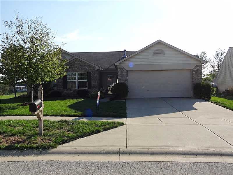 1st image of 2420 Shorewood Dr