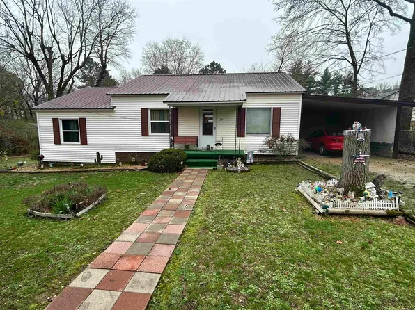 1344 Wallain St, Piggott, AR 72454