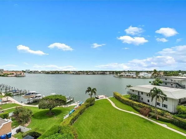 3420 Gulf Shore Blvd N APT 61