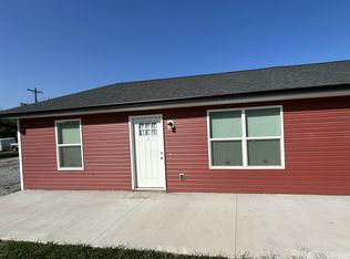 118 W Daugherty St #A, Carterville, MO 64835