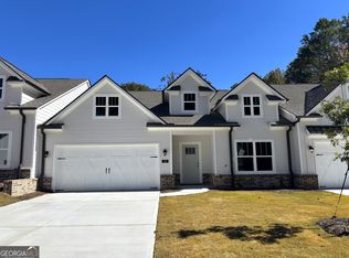 65 Village Ct #7, Cleveland, GA 30528