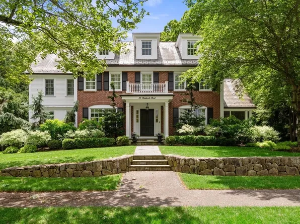 25 Kenilworth Rd, Wellesley, MA 02482