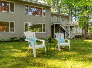 71 Main Mast Cir, New Castle, NH 03854
