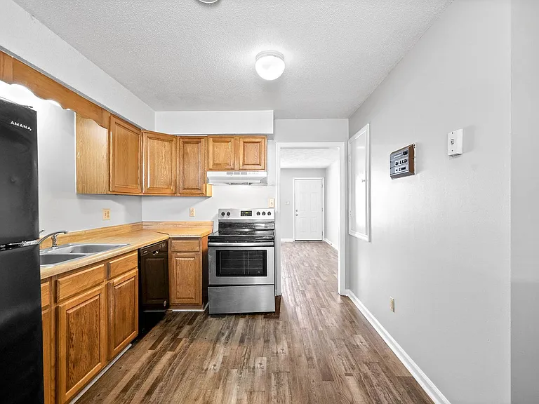 Stephanie Drive-122 — Photo 11