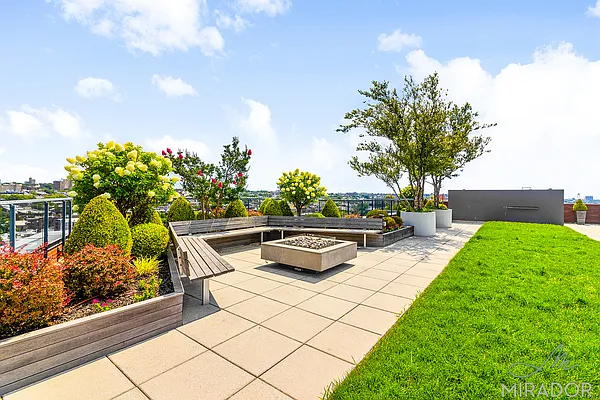 Rented by Mirador Real Estate | media 16