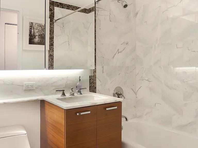 415 Main St #6F — Photo 6