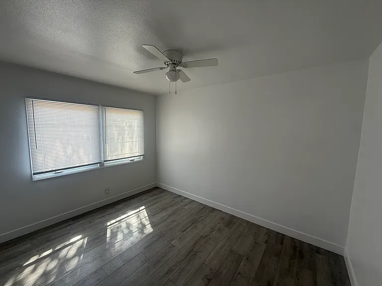 15 N Dos Caminos Ave #17 — Photo 8